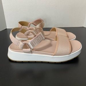ugg aissa
